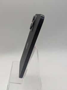 Б/в Мобільний телефон Apple iphone 15 pro max 256gb 01-200777880