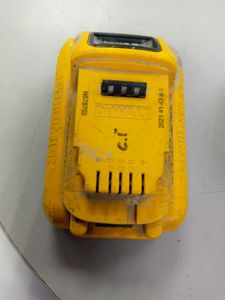 Б/в Шурупокрут Dewalt dcd800nt 01-200827521