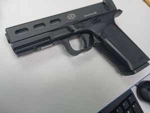 Б/в Пістолет пневматичний Sas g18 blowback 01-200832952