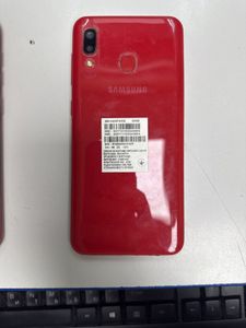 Б/у Мобильный телефон Samsung galaxy a20 a205fn 3/32gb 01-200835186