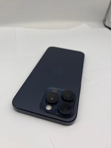 Б/в Мобільний телефон Apple iphone 15 pro max 256gb 01-200802658