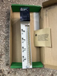 Б/в Модуль аналового виводу Schneider Electric 140aco13000 01-200855460