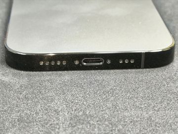 Б/в Мобільний телефон Apple iphone 14 pro 256gb esim 01-200855897