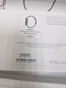 Б/в Смарт-годинник Apple watch series 5 gps 44mm aluminium case 01-200858262