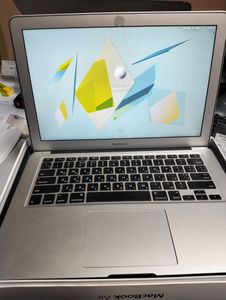 Б/в Ноутбук Apple macbook air a1466/ 13,3"/ core i5 1.3ghz/ram4gb/ssd256gb/intel hd graphics 5000 01-200880049