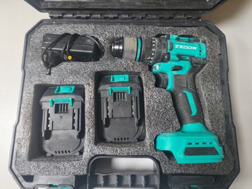 Б/в Шурупокрут Zegor cdp-21 2акб 2ah зп 01-200884100