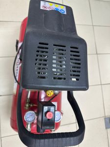 Б/у Компрессор Intertool pt-0003 01-200890844