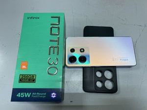 Б/в Мобільний телефон Infinix note 30 x6833b 8/256gb 01-200891514