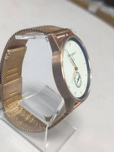 01-19141870: Paul hewitt