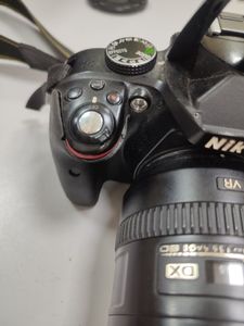 Б/в Фотоапарат Nikon d3300 af-s nikkor 18-200mm 1:3,5-5,6 g ed vr 01-200905140