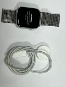 Б/в Смарт-годинник Apple watch se gps 40mm aluminum case 01-200843812