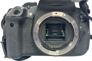 Б/в Фотоапарат Canon eos 700d + efs 18-55mm macro 0.25m/0.8ft 01-200871964