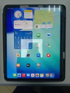 Б/в Планшет Apple ipad pro 12.9 2022 wi-fi + cellular 128gb 01-200908851