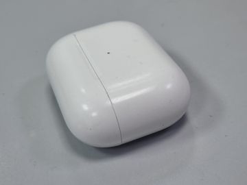 Б/в Навушники Apple airpods pro 2nd generation with magsafe charging case usb-c 01-200918873