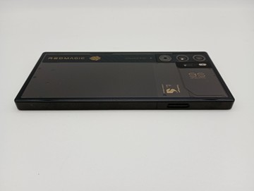 Б/в Мобільний телефон Zte redmagic 9s pro 16/512gb 01-200885946