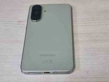 Б/в Мобільний телефон Samsung galaxy a56 5g 8/256gb 01-200962140