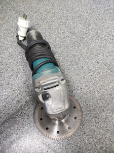Б/в Кутова шліфмашина Makita 9558hn 01-200953164