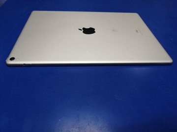 Б/в Планшет Apple ipad pro 12,9 2gen. wifi a1670 64gb 01-200963090