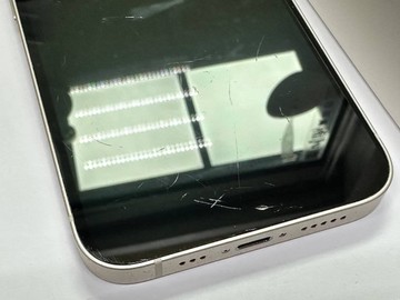 Б/в Мобільний телефон Apple iphone 13 128gb 01-200986780