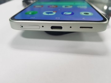 Б/у Мобільний телефон Samsung galaxy a36 5g 8/256gb 01-200999135