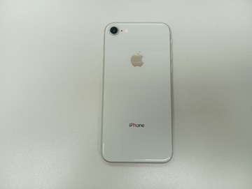 Б/в Мобільний телефон Apple iphone 8 256gb 01-201018332
