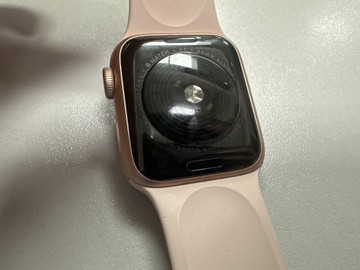 Б/у Смарт-часы Apple watch se gps 40mm aluminum case 01-201024224