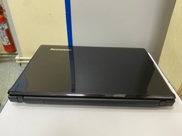 Б/в Ноутбук Lenovo 15/pentium b960 ddr3/4gb ddr3/hdd 500 gb/ssd *відсутній/radeon hd5650m 01-201036228