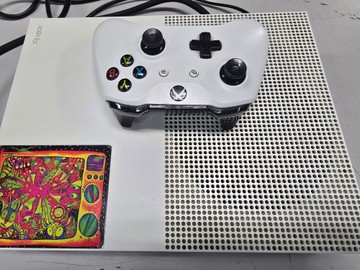 Б/в Ігрова приставка Microsoft xbox one s 500gb 01-200901210
