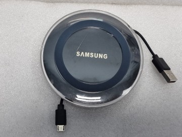 Б/в Бездротовий зарядний пристрій Samsung ep-pg9201 01-201103897