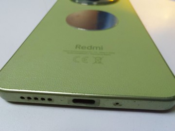 Б/у Мобільний телефон Xiaomi redmi 14c 4/128gb 01-201108511