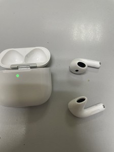 Б/в Навушники Apple airpods 4 01-201108564