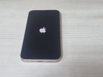 Б/у Мобільний телефон Apple iphone 13 256gb 01-201116179