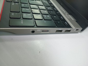 Б/в Ноутбук Fujitsu 15/core i7-1185g7 ddr4/16gb ddr4/ssd 128 gb/*інтегрована 01-201122580