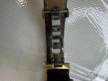 01-200404195: Pierre Balmain b1539