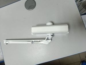 01-200541061: Frd b4w