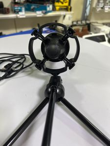 01-200604567: Fifine ampligame a6vw