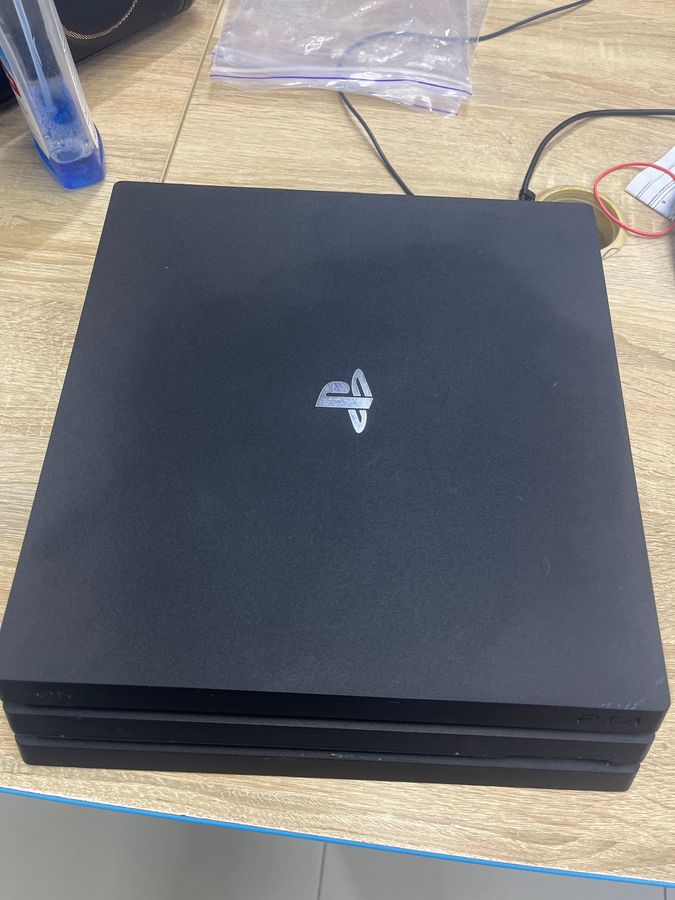 playstation 4 pro 1tb