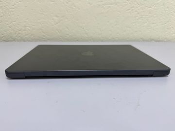 01-200771059: Apple a3401 m4 pro / 24 ram ssd 512 / 20 ceres gpu