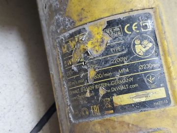 01-200742839: Dewalt dwe492