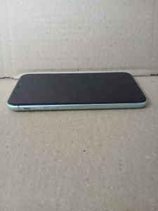 Б/в Мобільний телефон Apple iphone 11 64gb 01-200807850