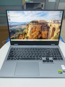 Б/в Ноутбук Lenovo 15/ryzen 5 7235hs ddr5/16gb ddr5/hdd *відсутній/ssd 512 gb/geforce rtx3050 6gb 01-200809373
