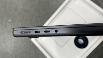 Б/у Ноутбук Apple a3401 m4 pro / 24 ram ssd 512 / 20 ceres gpu 01-200771059