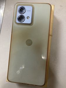 Б/в Мобільний телефон Motorola moto g84 8/256gb 01-200828834