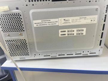 Б/в Мікрохвильова піч Whirlpool amw201/1/1wp/alu 01-200833635