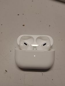 Б/в Навушники Apple airpods pro 2nd generation with magsafe charging case usb-c 01-200848806