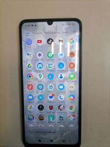 Б/в Мобільний телефон Poco c65 8/256gb 01-200880925