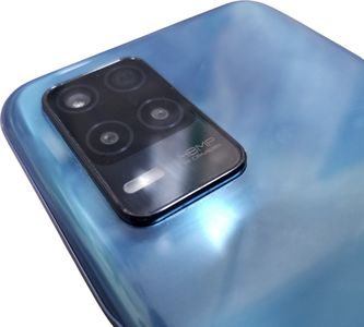 Б/в Мобільний телефон Realme 8 4/64gb 01-200816324