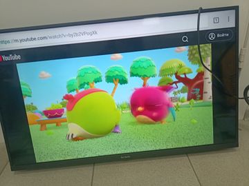 Б/в Телевізор Bravis led-32d5000 smart + t2 01-200911713