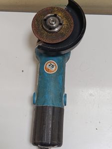 Б/в Кутова шліфмашина Энергомаш ушм-9012пм 01-200905539