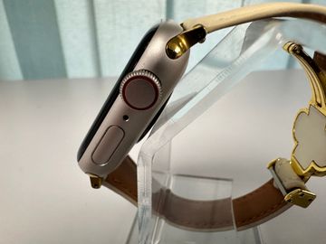 Б/в Смарт-годинник Apple watch se 2 gps + cellular 40mm aluminum case 01-200915551